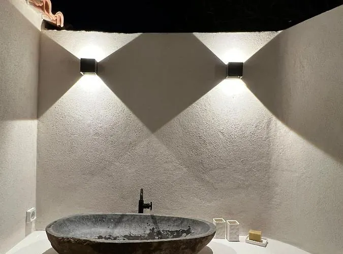 Luxury Front & Private Garden * Lumio (Corsica)