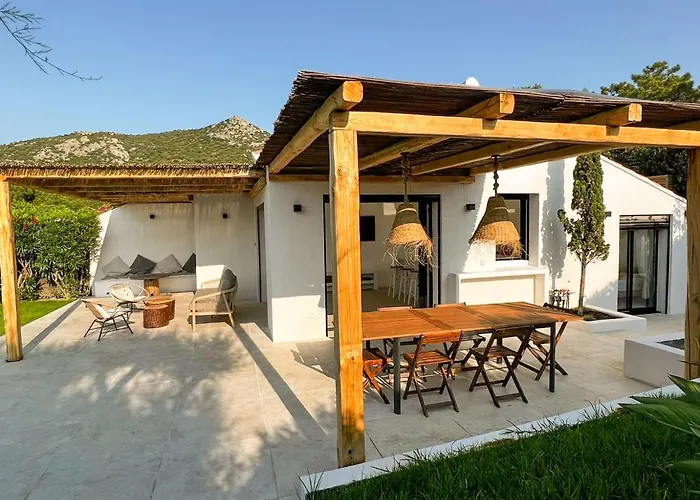Villa Luxury Front & Private Garden Lumio (Corsica)