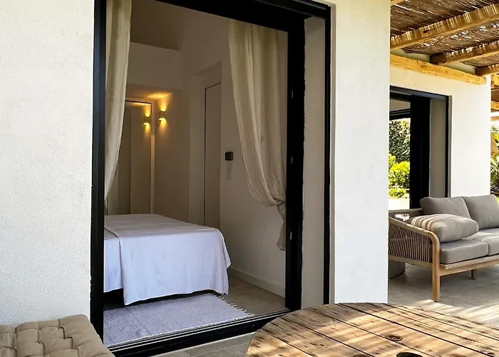 Luxury Front & Private Garden * Lumio (Corsica)