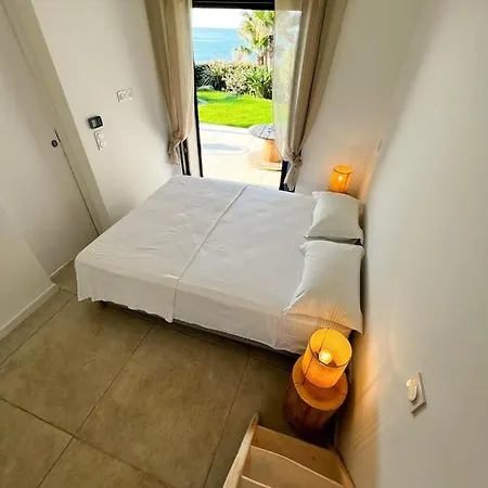 Luxury Front Villa&private Garden Villa Lumio (Corsica)