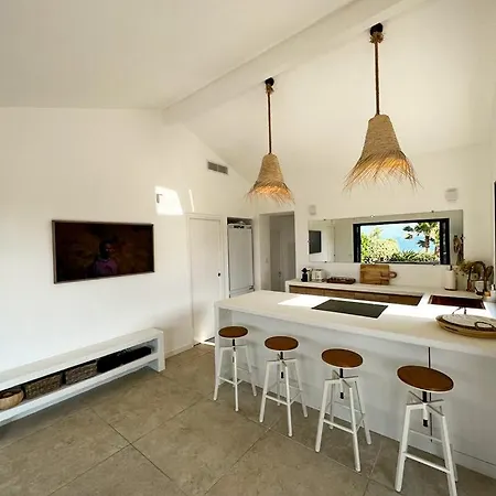 Luxury Front Villa&private Garden Villa Lumio (Corsica)