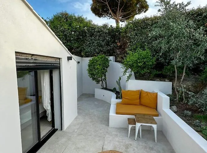 וילה Luxury Front & Private Garden *