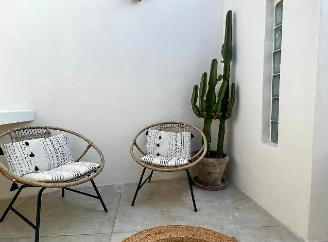 וילה Luxury Front & Private Garden