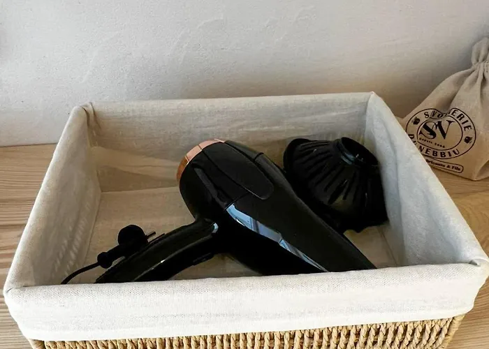 Luxury Front & Private Garden