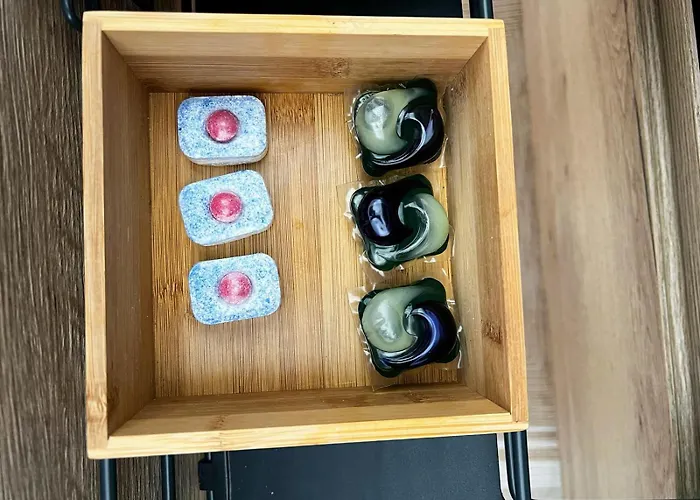 Luxury Front & Private Garden 卢米奥